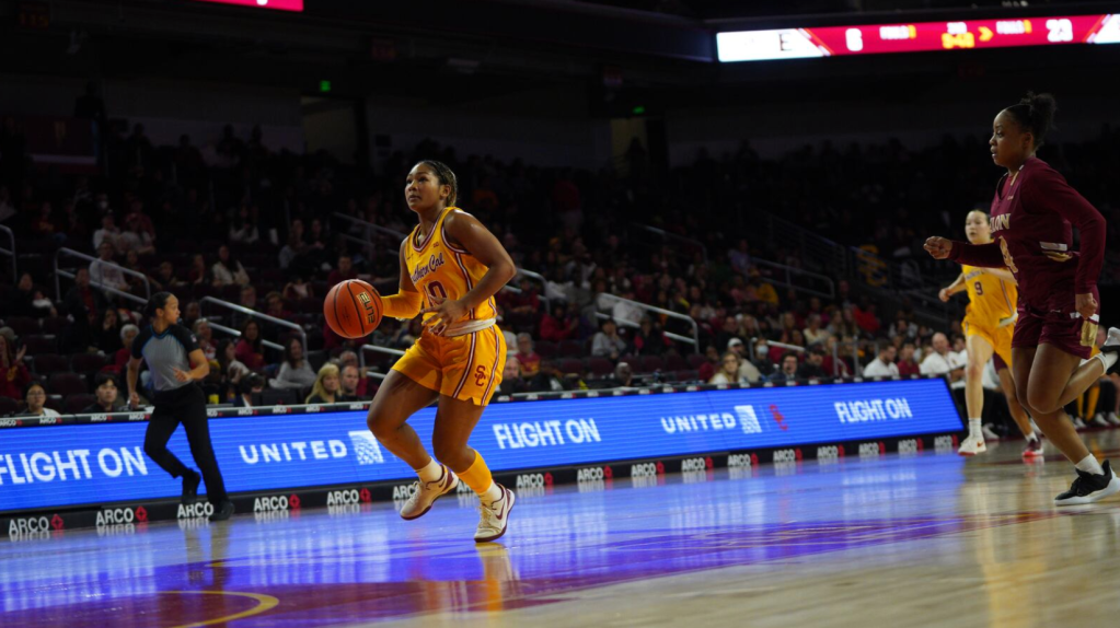 USC scores 10th win on the season after beating Elon 88-30 to set another program&nbsp;record.